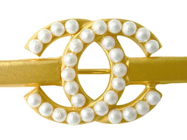 CHANEL�i�V���l���j�^�A�N�Z�T���[�^�u���[�`�^�s���E�u���[�`�^�S�[���h�{�p�[���E�z���C�g�^���S���g��