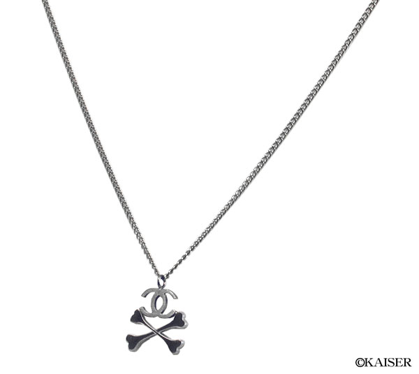 �V���l���iCHANEL�j�^�A�N�Z�T���[�^�l�b�N���X�i�y���_���g�j�^CNA22163�^�p�C���[�c�b�n�b�n�l�b�N���X�i�N���X�{�[���R�R�y���_���g�j�^���^���^�N�����E�V���o�[�{�u���b�N�^�g�b�v���c�ɂ���