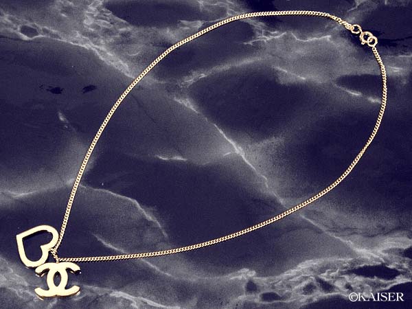 �V���l���iCHANEL�j�^�A�N�Z�T���[�^�l�b�N���X�i�y���_���g�j�^CN/A25430X01060/Z0000�^�n�[�g�E�R���r�E�b�n�b�n�l�b�N���X�i�n�[�g�R���r�R�R�y���_���g�j�^���^���^�C�G���[�E�S�[���h�^�S��