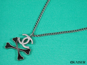 �V���l���iCHANEL�j�^�A�N�Z�T���[�^�l�b�N���X�i�y���_���g�j�^CNA22163�^�p�C���[�c�b�n�b�n�l�b�N���X�i�N���X�{�[���R�R�y���_���g�j�^���^���^�N�����E�V���o�[�{�u���b�N�^�g�b�v