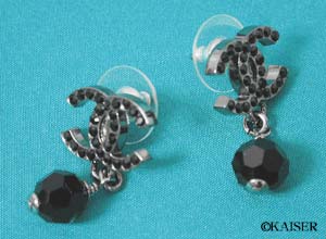 �V���l���iCHANEL�j�^�A�N�Z�T���[�^�s�A�X�^CNA25882�^�X�D�C���O�b�n�b�n�s�A�X�i�X�C���O�R�R�s�A�X�j�^���^���{�N���X�^���^�N�����E�u���b�N�{�u���b�N�^�S��