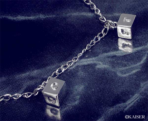 �N���X�`�����E�f�B�I�[���iChristian Dior�j�^�u���X���b�g�^CDD12672�^�L���g���E�L���[�u�E�u���X���b�g�^���^���^�V���o�[�^�L���[�u���g��