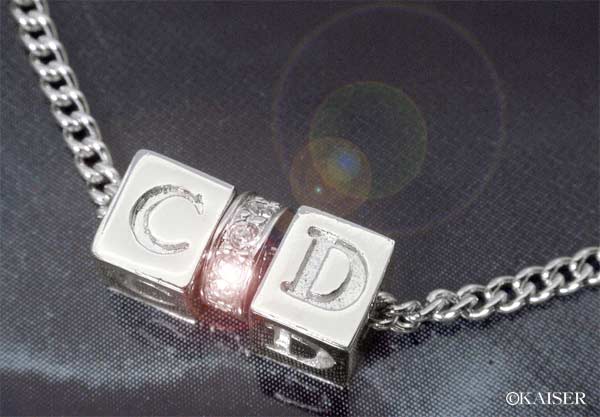 �N���X�`�����E�f�B�I�[���iChristian Dior�j�^�u���X���b�g�^�o���O���^�b�c�c�P�Q�U�V�S�^�u���X���b�g�^���^���{���C���X�g�[���^�V���o�[�{�N���A�^�`���[�����g��