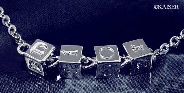 �N���X�`�����E�f�B�I�[���iChristian Dior�j�^�u���X���b�g�^CDD12676�^�L���[�u�E�X�E�[�g�E�u���X���b�g�^���^���^�V���o�[�^�L���[�u���g��