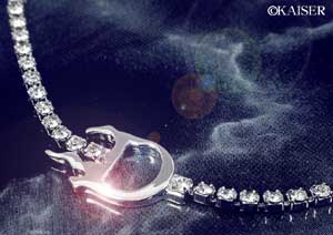 �N���X�`�����E�f�B�I�[���iChristian Dior�j�^�u���X���b�g�^CDD12881�^�t�@�C�A�[�c�E�u���X���b�g�^���^���{���C���X�g�[���^�V���o�[�{�N���A�E���C���X�g�[���^�t�@�C���[D���g��