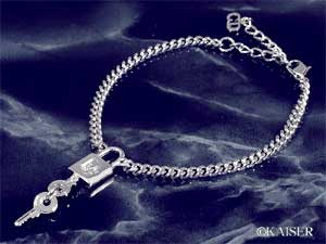 �N���X�`�����E�f�B�I�[���iChristian Dior�j�^�u���X���b�g�^CDD12900�^�p�h���b�N�E�u���X���b�g�^���^���^�V���o�[�^�S�̂��΂ߏォ��