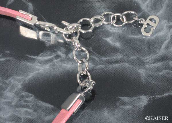 Christian Dior�i�N���X�`�����E�f�B�I�[���j�^�A�N�Z�T���[�^�`���[�J�[�^�b�c�c�Q�O�P�V�Q�^�J�[�t�E�`���[�J�[�^�J�[�t�{���^���^�x�r�[�E�s���N�{�V���o�[�^�A�W���X�^�[