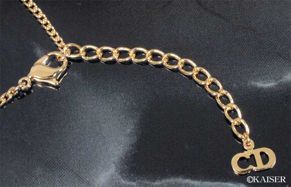 Christian Dior�i�N���X�`�����E�f�B�I�[���j�^�A�N�Z�T���[�^�l�b�N���X�^�b�c�c�Q�X�W�T�W�^�X�D�C���O�E�l�b�N���X�^���^���^�S�[���h�^�A�W���X�^�[