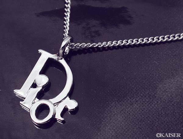 �N���X�`�����E�f�B�I�[���iChristian Dior�j�^�A�N�Z�T���[�^CDD29936�^�A���T���u���E���S�E�l�b�N���X�i�A���T���u�����S�y���_���g�j�^���^���^�V���o�[�^�g�b�v���g��