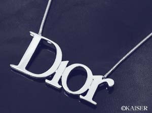 �N���X�`�����E�f�B�I�[���iChristian Dior�j�^�A�N�Z�T���[�^CDD29929�^�l�[���E���S�E�l�b�N���X�i�l�[�����S�y���_���g�j�^���^���^�V���o�[ �^�g�b�v���g��