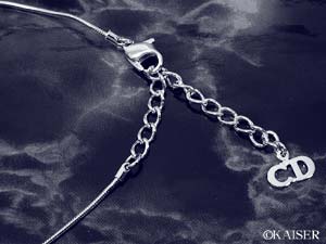 �N���X�`�����E�f�B�I�[���iChristian Dior�j�^�A�N�Z�T���[�^CDD29929�^�l�[���E���S�E�l�b�N���X�i�l�[�����S�y���_���g�j�^���^���^�V���o�[ �^�A�W���X�^�[