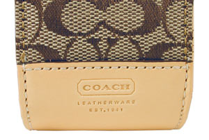 COACH�i�R�[�`�j�^�g�ѓd�b�P�[�X�^�i�C�����{�J�[�t�^�x�[�W���^�f�ފ�