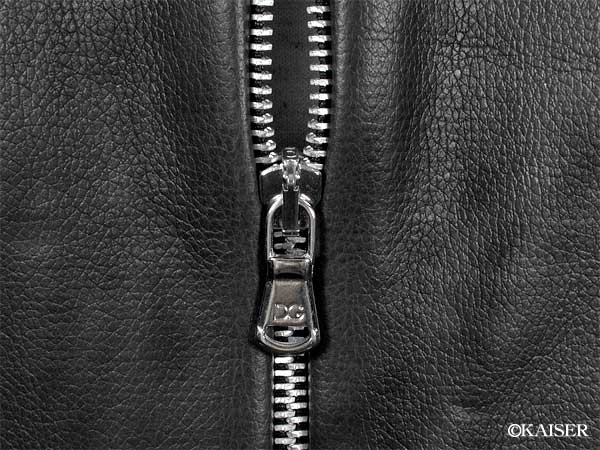 �c���f�i�f�B�[�A���h�W�[�j�^DOLCE��GABBANA�i�h���`�F���K�b�o�[�i�j�^�ߗ��^�u���]���^�W�b�v�E�A�b�v�E�u���]���^�u���b�N�^�f�ފ����m�F