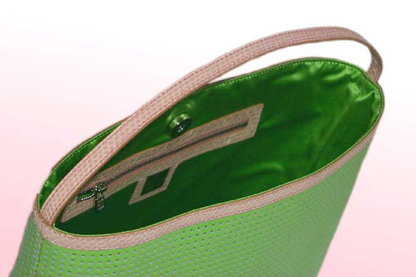 ���F���j�E���C���E�g�[�g