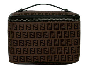 FENDI�i�t�F���f�B�j�^�Y�b�L�[�m�^�e�c�W�m�O�O�O�S�^�o�b�O�^�o�j�e�B�^�W���K�[�h�{�J�[�t�{���^���^�u���b�N�{�_�[�N�E�u���E���^�O��