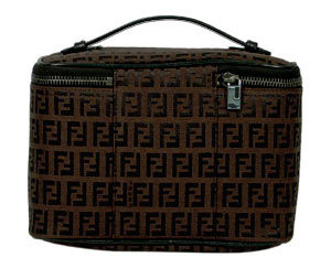 FENDI�i�t�F���f�B�j�^�Y�b�L�[�m�^�e�c�W�m�O�O�O�S�^�o�b�O�^�o�j�e�B�^�W���K�[�h�{�J�[�t�{���^���^�u���b�N�{�_�[�N�E�u���E���^���