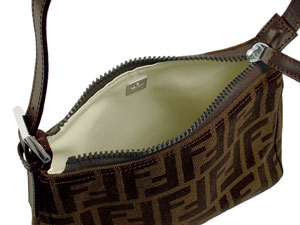 FENDI�i�t�F���f�B�j�^�Y�b�J�^�|�[�`�^�A�N�Z�T���[�E�|�[�`�^�W���K�[�h�{�J�[�t�^�u���E���^�J����