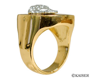 �W�����j�E���F���T�[�`�iGIANNI VERSACE�j�^�A�N�Z�T���[�^�����O�^���f���[�T�E�R���r�E�����O�^���^���^�S�[���h�{�V���o�[�^����