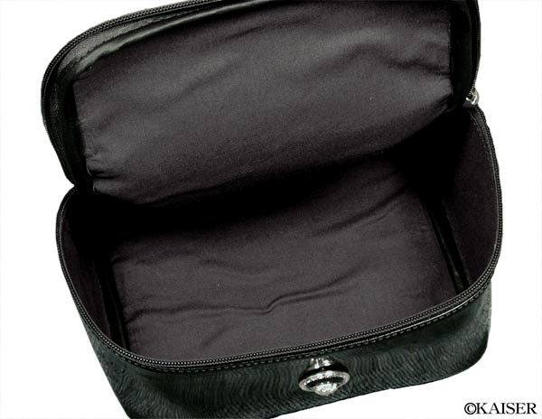 GIANNI VERSACE�i�W�����j�E���F���T�[�`�j�^�o�b�O�^���@�j�e�B�i�o�j�e�B�j�^�J�[�t�{�i�C�����{���^���^�u���b�N�{�S�[���h�^�J����