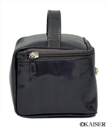 GIANNI VERSACE�i�W�����j�E���F���T�[�`�j�^�o�b�O�^���@�j�e�B�i�o�j�e�B�j�^�J�[�t�{�i�C�����{���^���^�u���b�N�{�S�[���h�^����