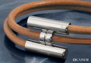 HERMES�i�G�����X�j�^�A�N�Z�T���[�^�u���X���b�g�^�g�D���j�E�u���X���b�g�^�J�[�t�{���^���^�i�`�������{�V���o�[�^����Ƒf�ފ����m�F