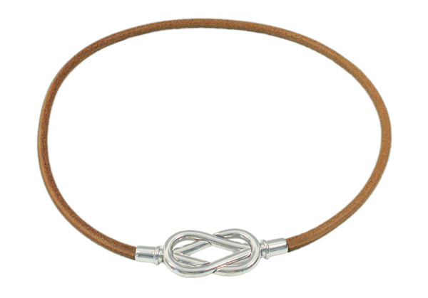 HERMES�i�G�����X�j�^�A�N�Z�T���[�^�`���[�J�[�^�A�^���E�`���[�J�[�^�J�[�t�{���^���^�i�`�������{�V���o�[�^�S��