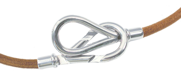 HERMES�i�G�����X�j�^�A�N�Z�T���[�^�`���[�J�[�^�A�^���E�`���[�J�[�^�J�[�t�{���^���^�i�`�������{�V���o�[�^����i���^���j���O���Ă݂悤!!