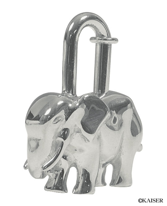 HERMES�i�G�����X�j�^�A�N�Z�T���[�^�J�f�i�i�L�[�z���_�[/�L�[�����O/�L�[�E�����O/�L�[�E�z���_�[�j�^�J�f�i�E�G���t�@���g�^�V���o�[�^���΂ߑO