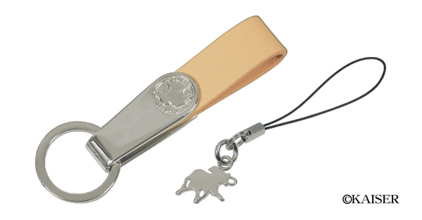 HUNTING WORLD�i�n���e�B���O�E���[���h�j�^�g�уX�g���b�v���p�L�[�E�����O�^�g�v�S�V�W�^���^���{�J�[�t�^�V���o�[�{�x�[�W���^�g�уX�g���b�v�ƃL�[�E�����O�ɑ��ς�