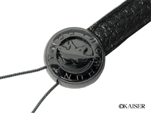 HUNTING WORLD�i�n���e�B���O�E���[���h�j�^�g�уX�g���b�v�^�g�v�S�V�O�^���^���{�J�[�t�^�V���o�[�E���^���b�N�{�u���b�N�^���^�������g��