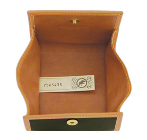 HUNTING WORLD�i�n���e�B���O�E���[���h�j�^�R�C���E�P�[�X�^�o�`���[�E�N���X�{�J�[�t�^�l�C�r�[�E�u���[�{�i�`�������E���U�[�^�J����