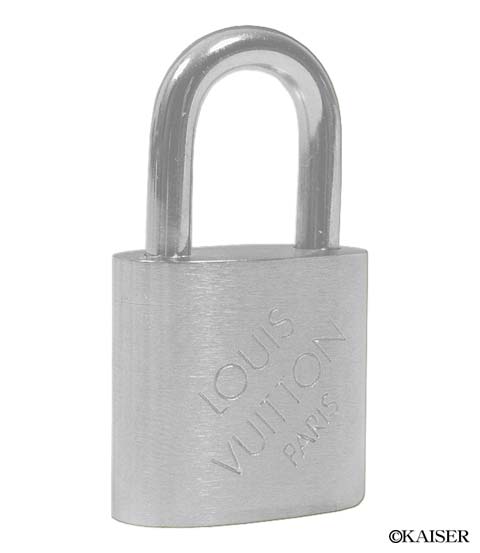 ���C�E���B�g��/���C���B�g��/���C�E�r�g��/���C�r�g���iLOUIS VUITTON�j�^�A�N�Z�T���[�^�p�h���b�N�i��/�J�M/�����j�^LVM10007�^�V���o�[�E�p�h���b�N�i��/�J�M/�����j�^���̍��΂�