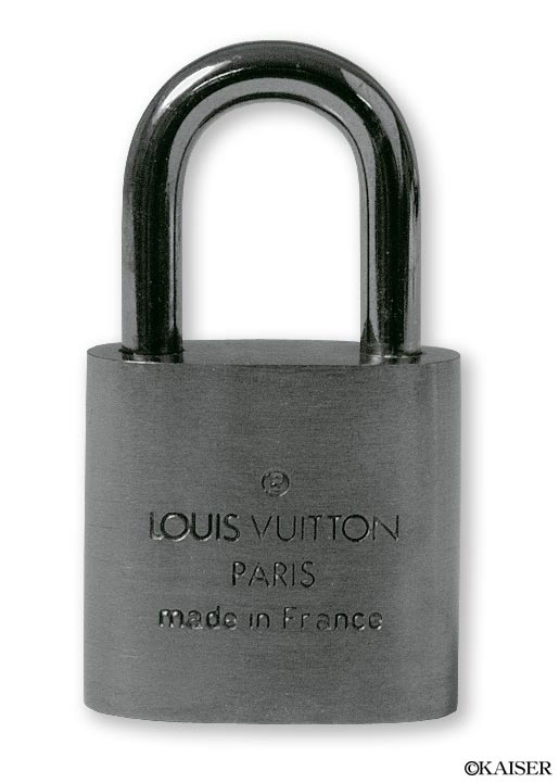 LOUIS VUITTON�i���C�E���B�g��/���C���B�g��/���C�E�r�g��/���C�r�g���j�^�A�N�Z�T���[�^�p�h���b�N�i��/�J�M/�����j�^�k�u�l�P�O�O�O�V�^�N�����E�V���o�[�E�p�h���b�N�i�N�����V���o�[�p�h���b�N�j�i��/�J�M/�����j�^�N�����E�V���o�[�^���̌��