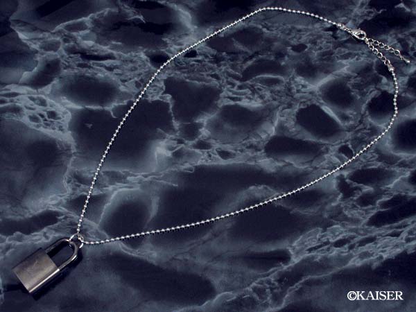 ���C�E���B�g��/���C���B�g��/���C�E�r�g��/���C�r�g���iLOUIS VUITTON�j�^�A�N�Z�T���[�^�l�b�N���X�i�y���_���g�j�^�p�h���b�N�E�l�b�N���X�i��/�J�M/�����j�^�k�u�l�P�O�O�O�V�^�S�[���h�E�p�h���b�N�E�R���r�E�l�b�N���X�i��/�J�M/�����j�^�N�����E�V���o�[�{�V���o�[�^�l�b�N���X�S��