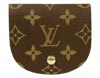 LOUIS VUITTON�i���C�E���B�g��/���C�E�r�g��/���C���B�g��/���C�r�g���j�^���m�O�����^���z�i�T�C�t/�����Ӂj�^�k�u�l�U�P�X�V�O�^�R�C���E�P�[�X�i���K����j�^���m�O�����E�L�����o�X�{���^��