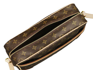 LOUIS VUITTON�i���C�E���B�g��/���C�E�r�g��/���C���B�g��/���C�r�g���j�^���m�O�����^�o�b�O�i��/�J�o��/���΂�/�o�b�N�j�^�k�u�l�T�P�Q�V�Q�C�T�P�Q�V�S�^�g���J�f���R�O�C�Q�V�^���m�O�����E�L�����o�X�{�k���v�{�S�[���h�^�J����