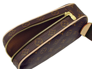 LOUIS VUITTON�i���C�E���B�g��/���C�E�r�g��/���C���B�g��/���C�r�g���j�^���m�O�����^�o�b�O�i��/�J�o��/���΂�/�o�b�N�j�^�k�u�l�T�P�W�V�O�^�|�V�F�b�g�E�K���W���^���m�O�����E�L�����o�X�{�k���v�{�S�[���h