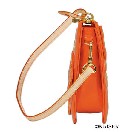 ���C�E���B�g��/���C�E�r�g��/���C���B�g��/���C�r�g���iLOUIS VUITTON�j/LV-M92247/�A�N�Z�T���[�E�|�[�`/�t�����[�E���L�V���g��/�I�����W�E�c�[�g��