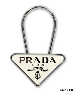 PRADA�i�v���_�j�^�L�[�E�����O�^�o�c�l�V�P�R�^���^���^�a�h�`�m�b�n�i�z���C�g�j�{�V���o�[�^�O��