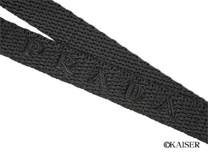 PRADA SPORTS�i�v���_�E�X�|�[�c�j�^�o�c�R�`�q�P�O�S�^�g�уX�g���b�v�^�i�C�����{���^���^�m�d�q�n�i�u���b�N�j�{�V���o�[�^���S���̊g��