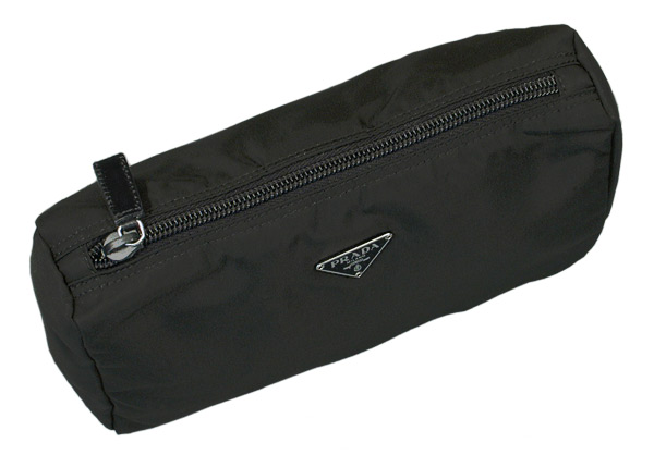 �v���_�iPRADA�j�^�|�[�`�^PDM11�^�i�C�����{���^���^�m�d�q�n�i�u���b�N�j�{�V���o�[�^�J����