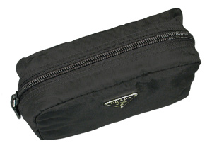 PRADA�i�v���_�j�^�|�[�`�^�o�c�l�u�R�S�O�^�i�C�����{���^���^�m�d�q�n�i�u���b�N�j�{�V���o�[�^�J����