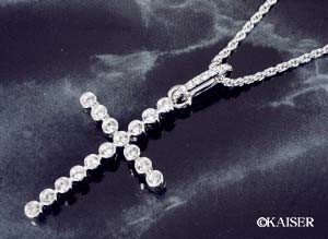 �X�����t�X�L�[�^�A�N�Z�T���[�^�l�b�N���X�i�y���_���g�j�^�N���X�E�l�b�N���X�i�N���X�E�y���_���g�j�^���^���{�N���X�^���^�V���o�[�{�N���A�^�g�b�v